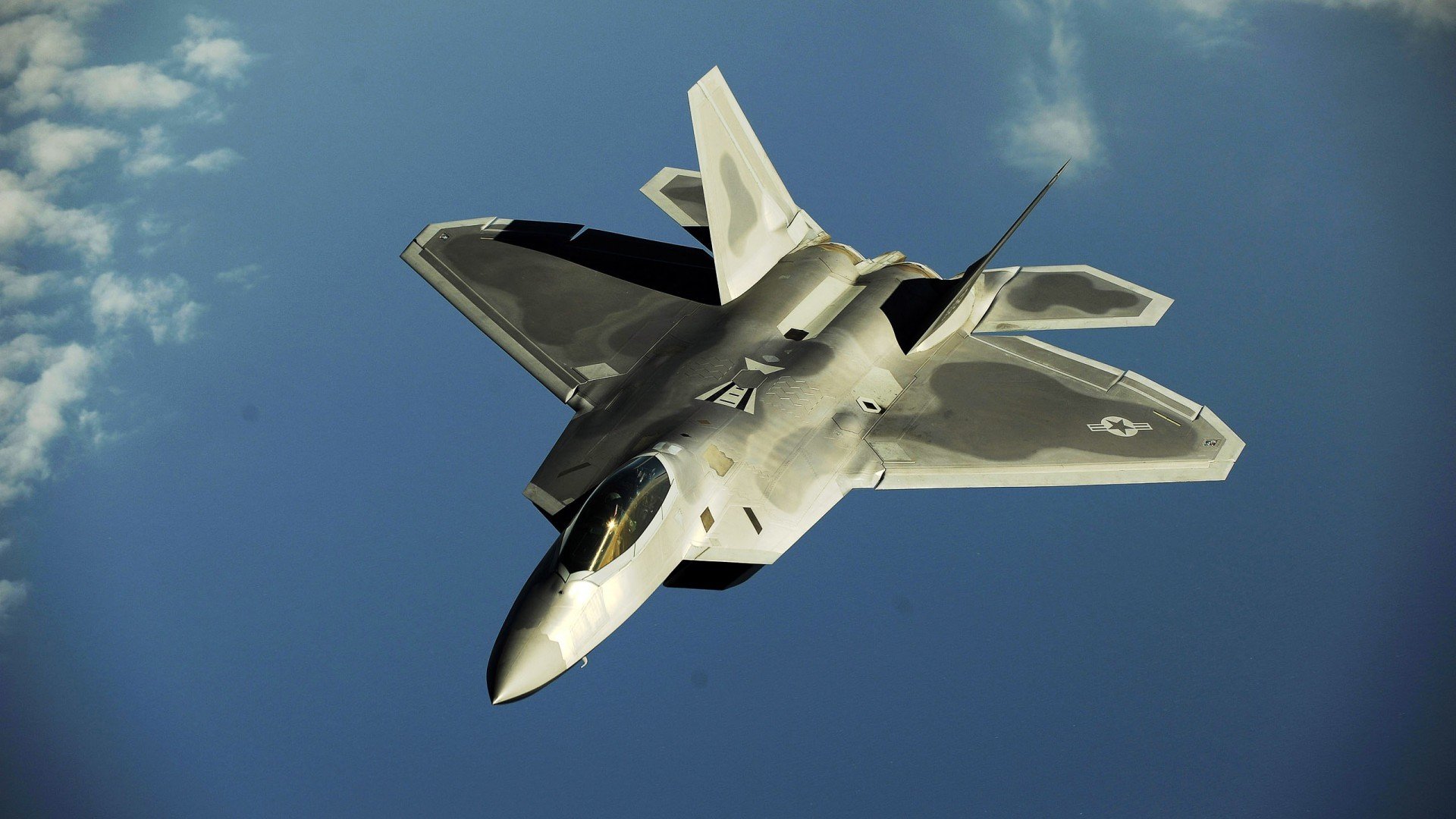 mk体育官网入口-“热刺反击猛烈，阿仙奴防线挑战升级”