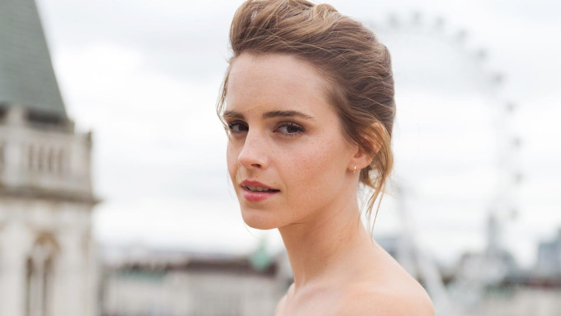 mk体育网址-荷兰队在国际比赛中表现优异,晋级形势佳